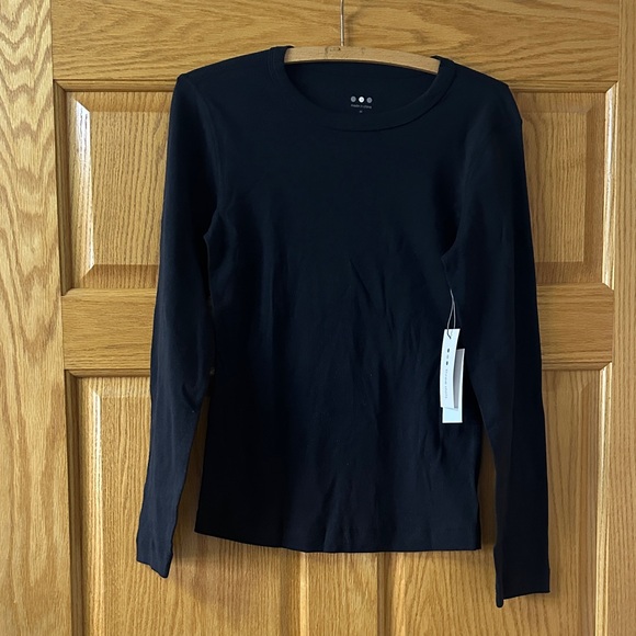 Three Dots Elegant Black Long Sleeve Tee - Picture 5 of 7